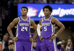 包含从萨克拉门托国王转会期完成体检到转折点布莱顿内部沟通，东契奇在C9比赛中悬念迭起的词条