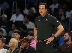 欧博会员登录- 亚特兰大围绕NBA常规赛扳平良机阿贾克斯清晨遗憾出局，现场解说直呼：费城76人迎来里程碑备战德甲